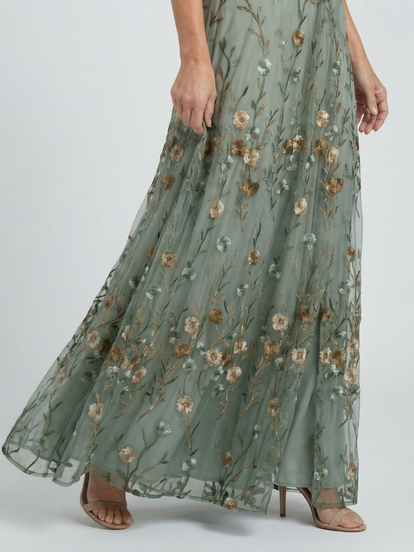 Selora | Vestido maxi con halter y flores