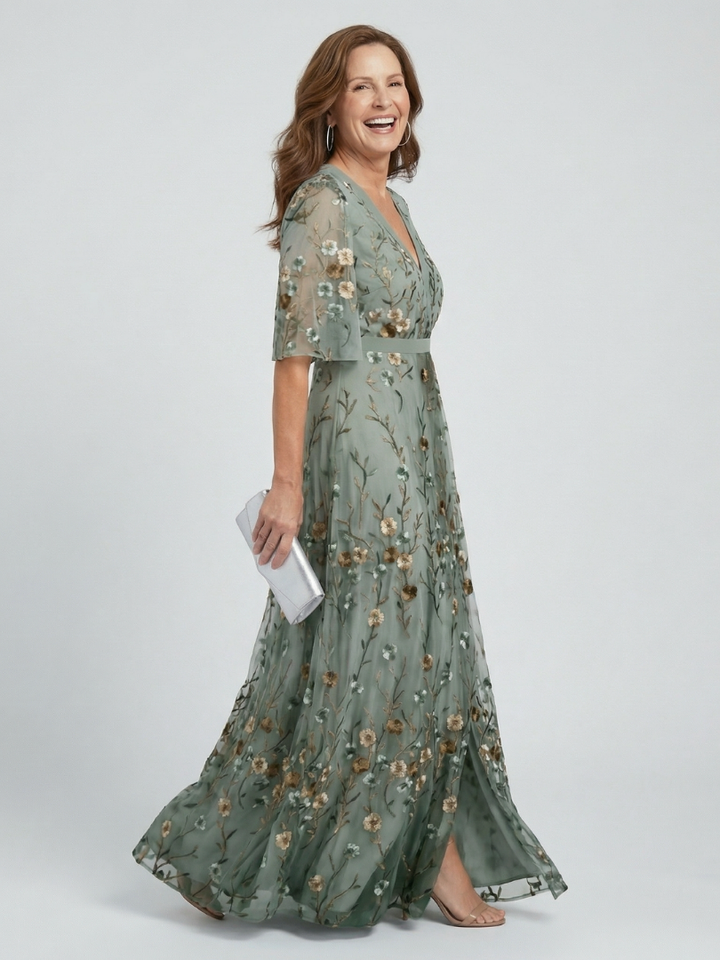 Selora | Vestido maxi con halter y flores