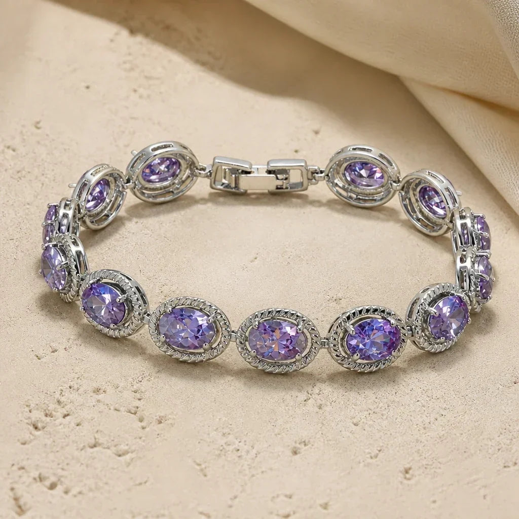 Гривна с елементи и кубични цирконии