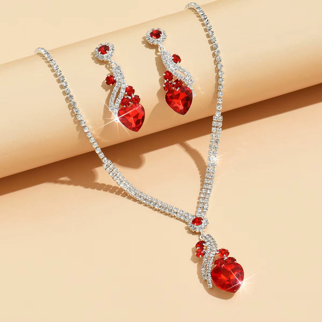 Луксозно модно червено колие